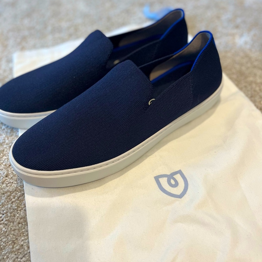 Rothy’s Dark Navy Sneaker sz 10- WORN ONCE!